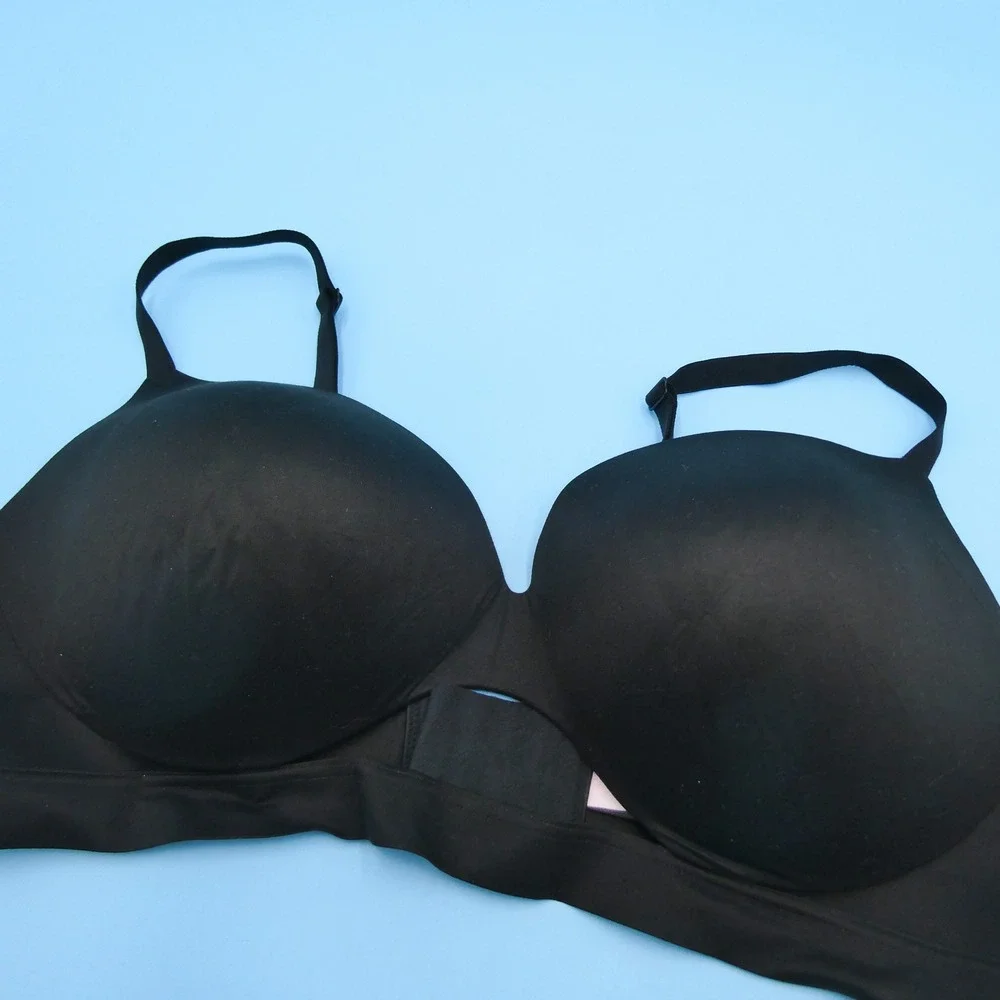 Victoria's Secret Bra‎ Womens 40D Incredible Padded No-Wire Black Nylon Blend